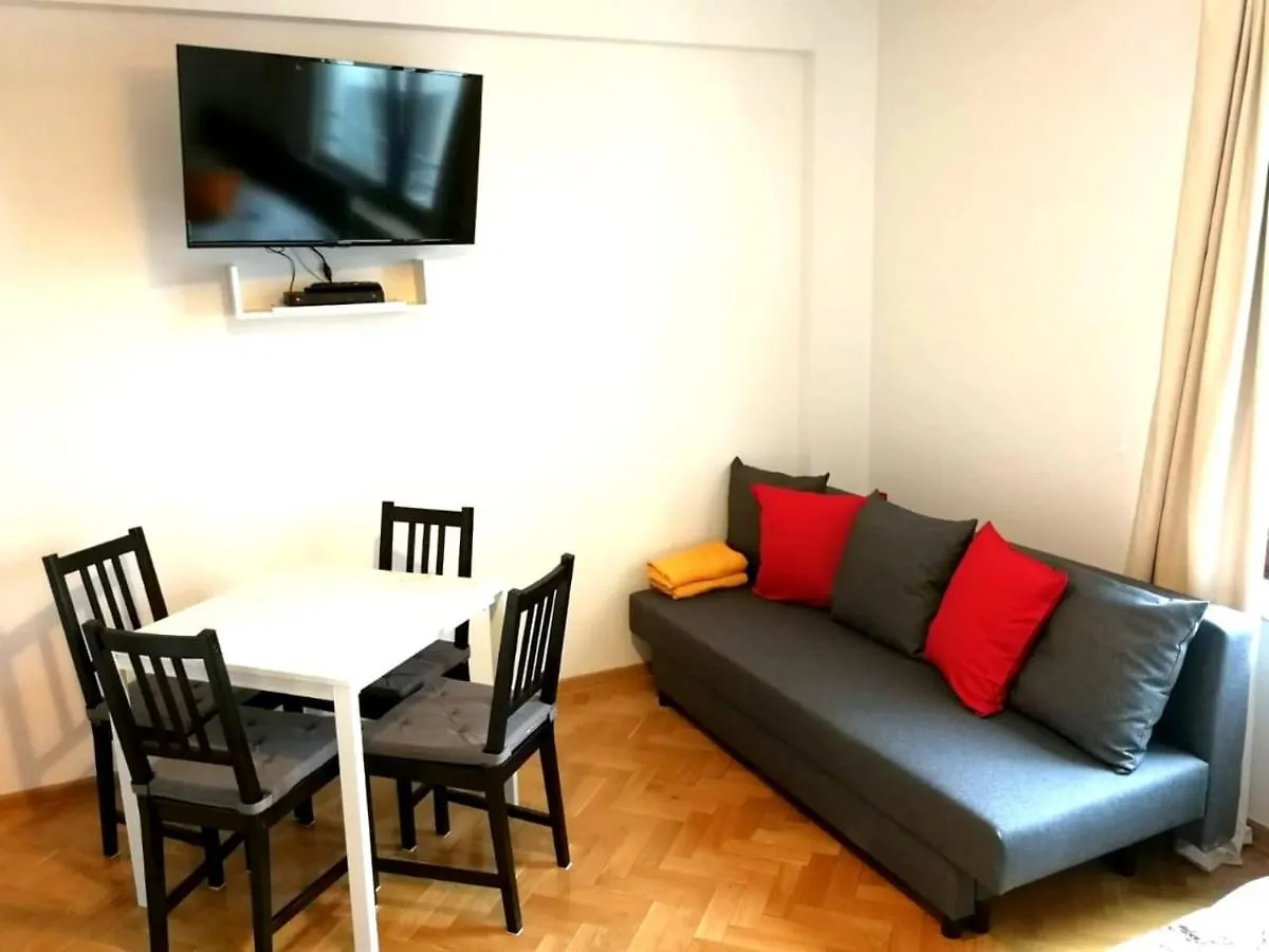 Center Warsaw - Apartmenty Jana Pawla II Polen