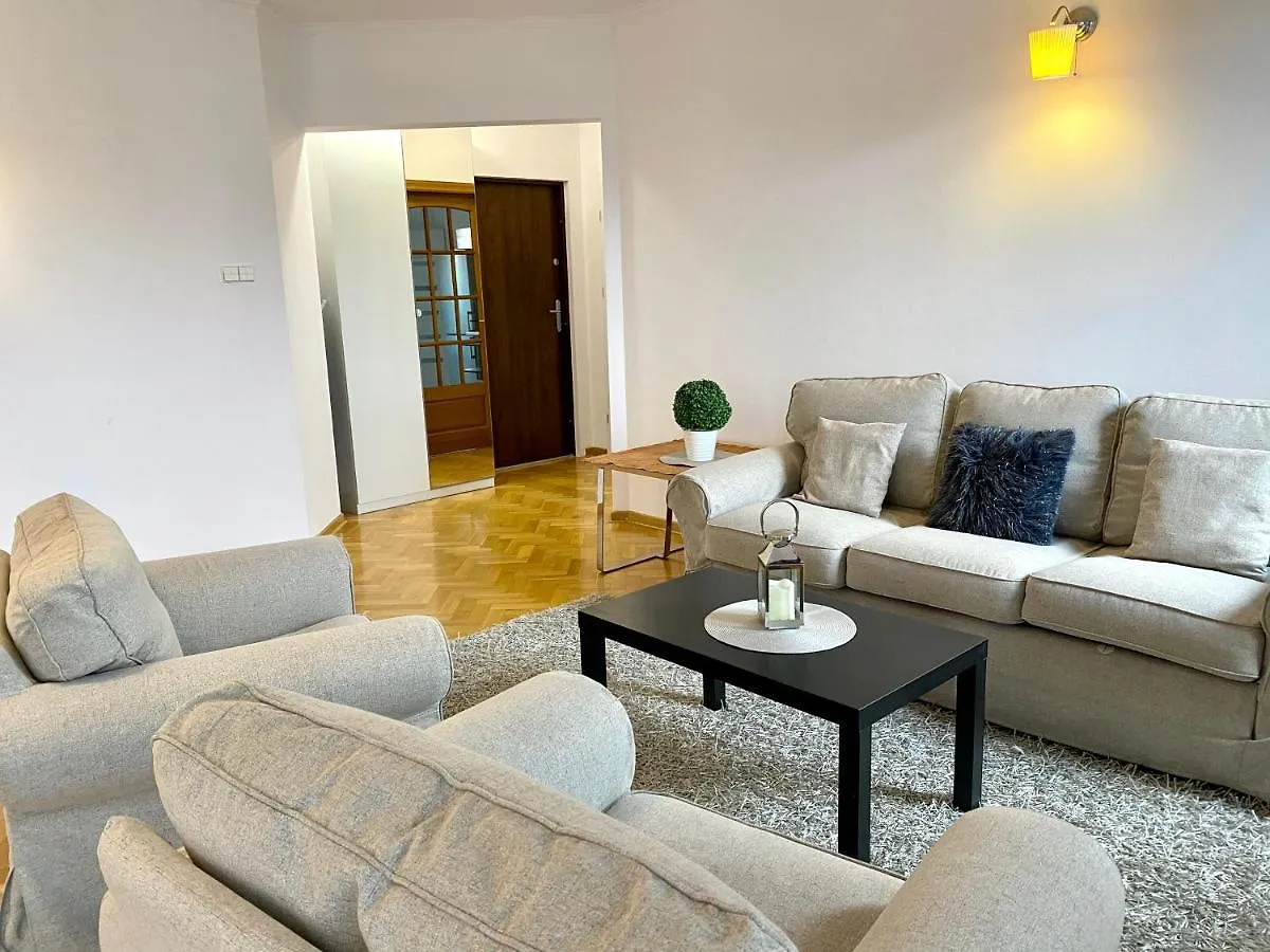 Center Warsaw - Apartmenty Jana Pawla II Polen