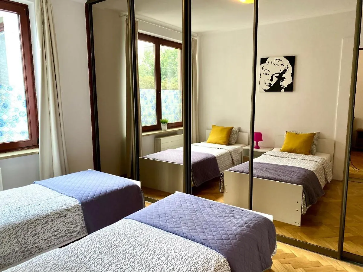 Center Warsaw - Apartmenty Jana Pawla II Apartment