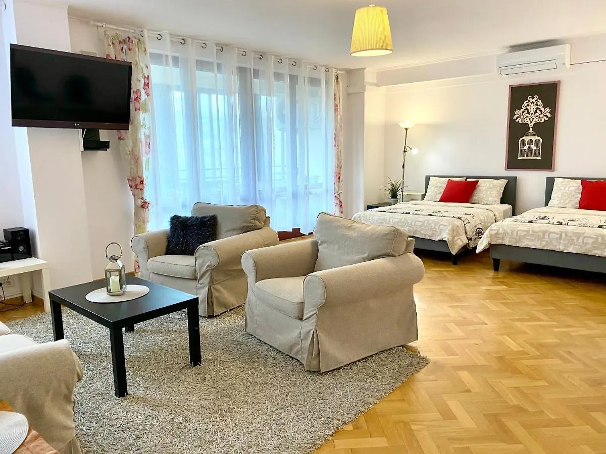 Center Warsaw - Apartmenty Jana Pawla II