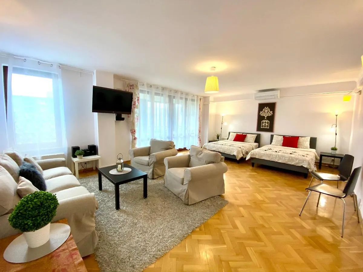 Center Warsaw - Apartmenty Jana Pawla II